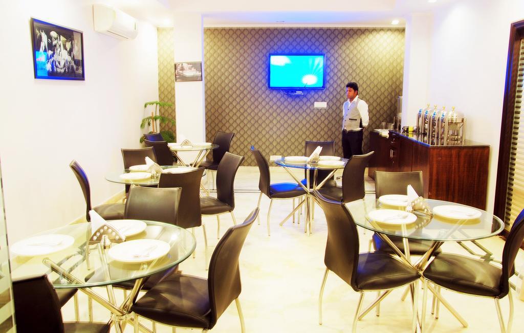 Hotel Deer Parkk New Delhi Exterior foto