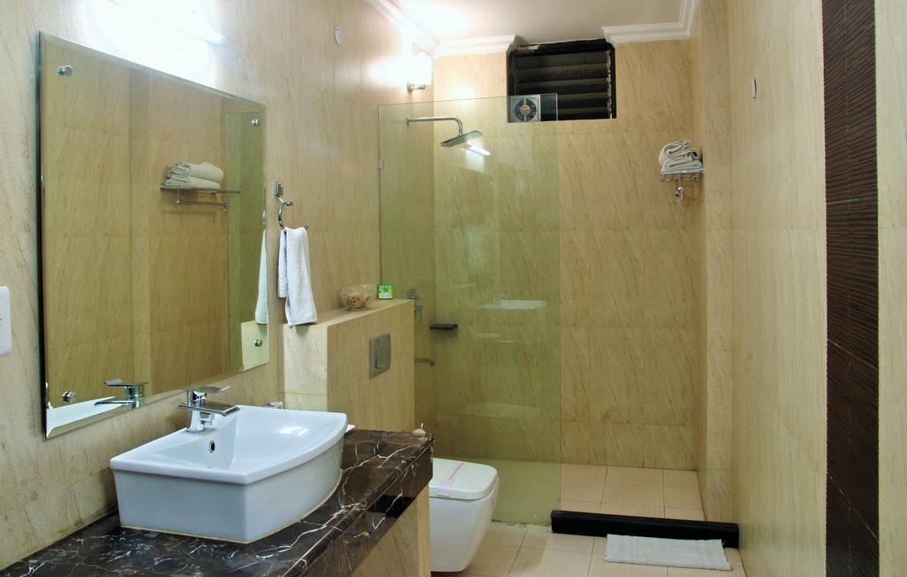 Hotel Deer Parkk New Delhi Exterior foto